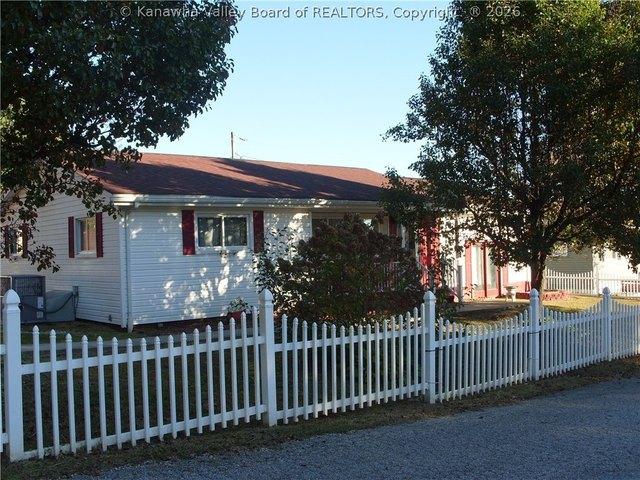 House for sale in Culloden, Cabell County