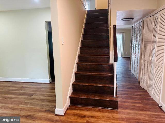 Townhouse for sale in Sterling