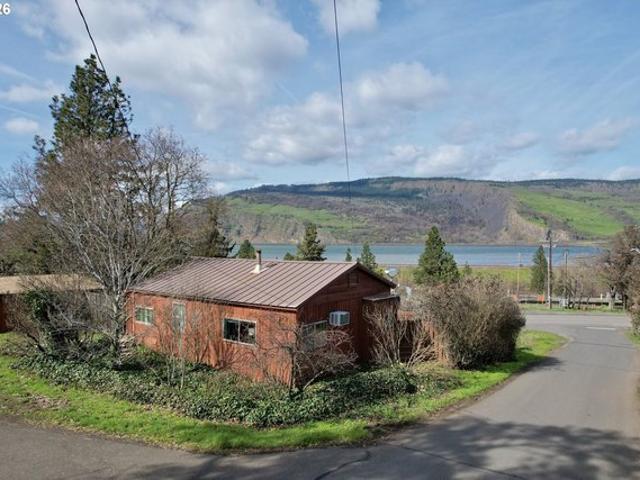 House for sale in Oregonia
