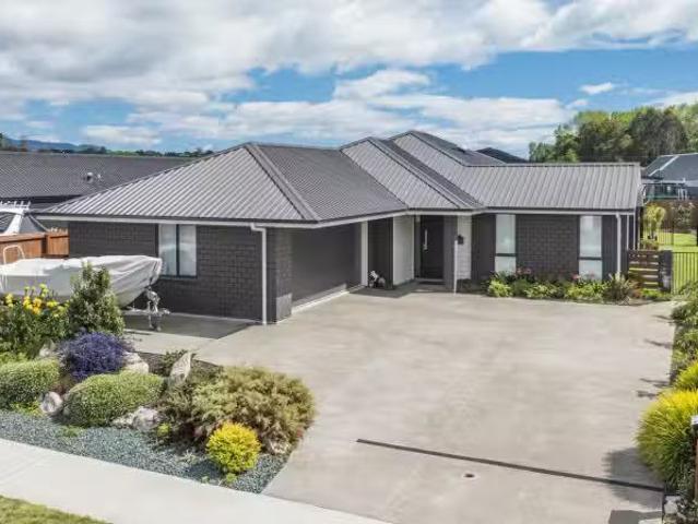 House for sale in Tasman