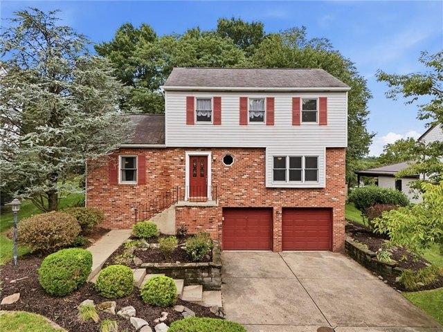 House for sale in Coraopolis, Pennsylvania