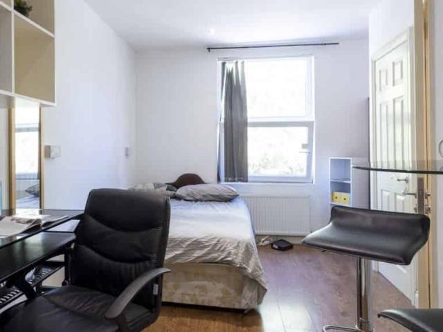 Apartment for rent in Bede Island, Old Wharf
