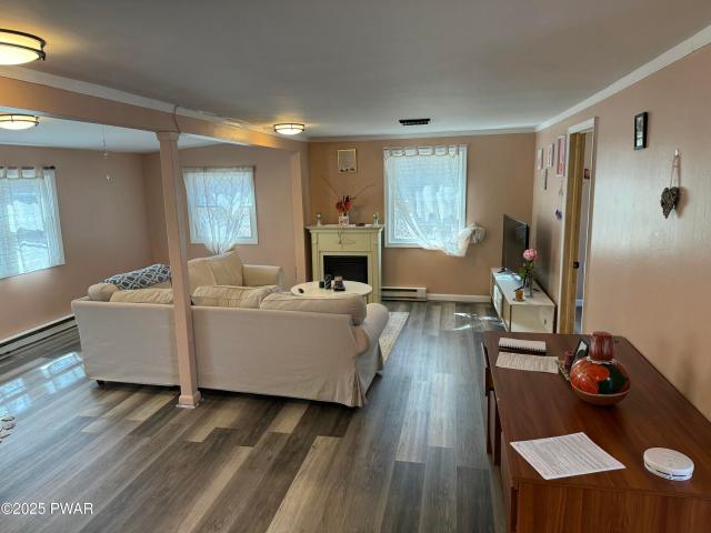 House for sale in Middle Smithfield Township, Monroe County
