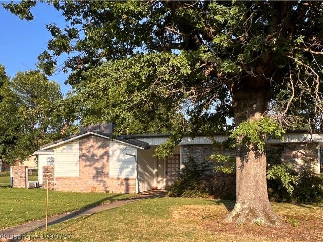 House for sale in Sallisaw, Oklahoma