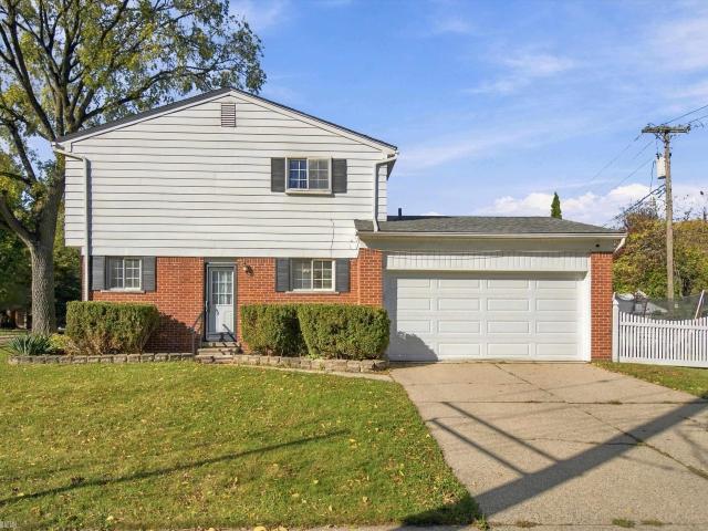 House for sale in Mount Clemens, Macomb County