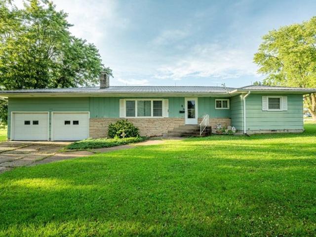 House for sale in Brookfield, Linn County