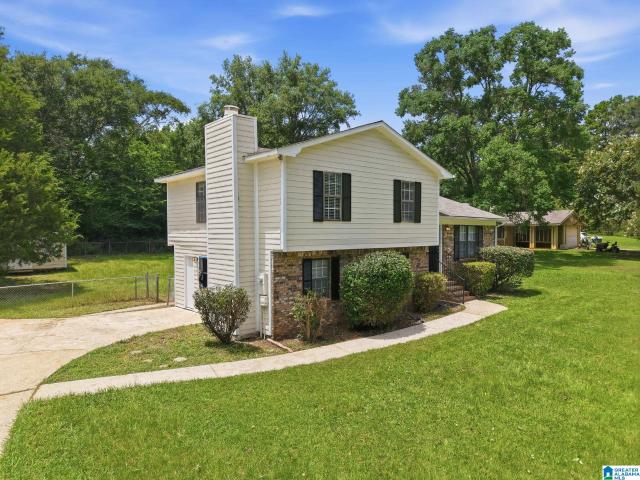 House for sale in Montevallo, Alabama
