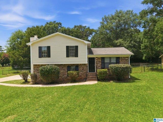 House for sale in Montevallo, Alabama