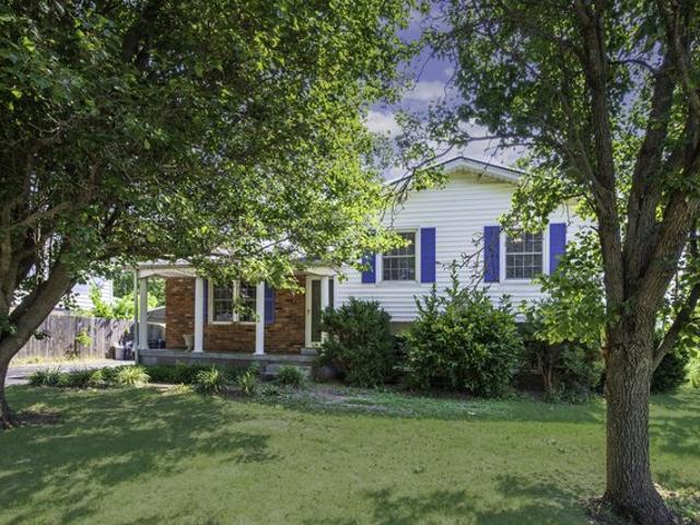 House for sale in Versailles, Kentucky