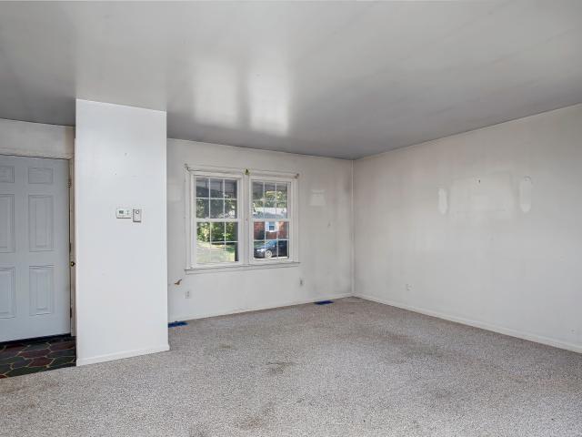 House for sale in Versailles, Kentucky