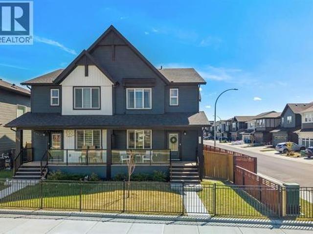 House for sale in Airdrie, Alberta
