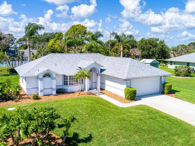 Townhouse for sale in Sebastian, Florida