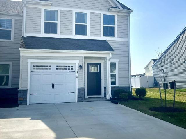 Townhouse for sale in Elizabeth City, North Carolina