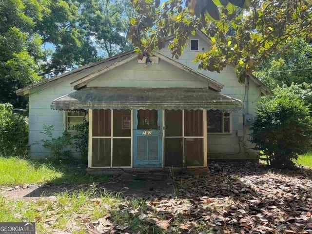 House for sale in Greensboro, Georgia