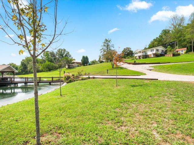 House for sale in Williamsburg, Whitley County