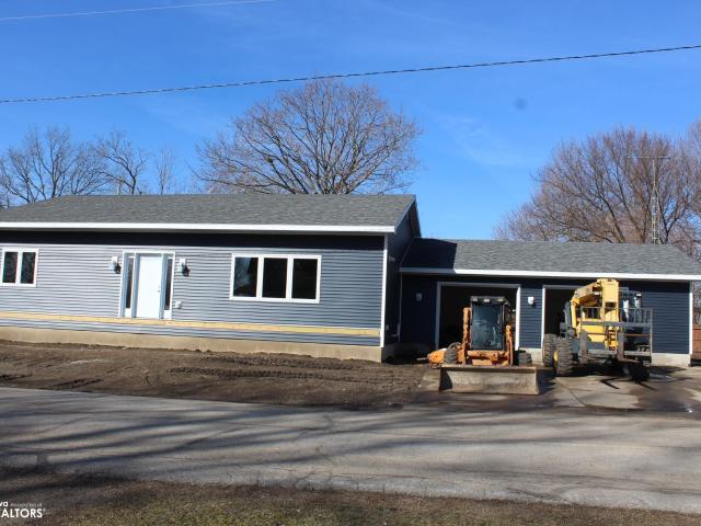 House for sale in Cerro Gordo, Iowa