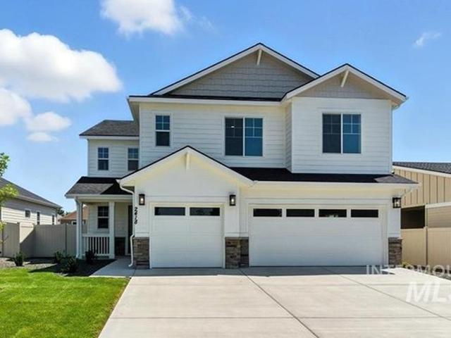House for sale in Kuna, Ada County