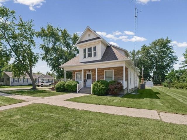 House for sale in Douglas, Illinois