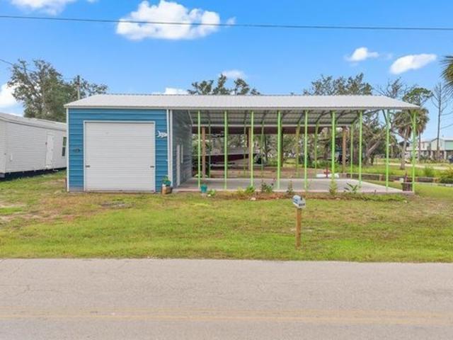 Land for sale in Steinhatchee, Florida
