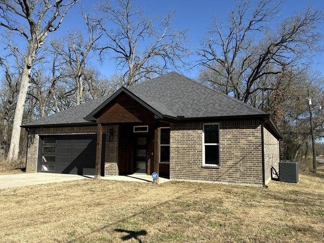 House for sale in Henderson, Texas