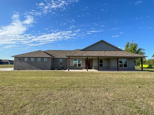 House for sale in Jones, Oklahoma