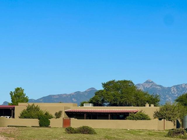 House for sale in Arizona