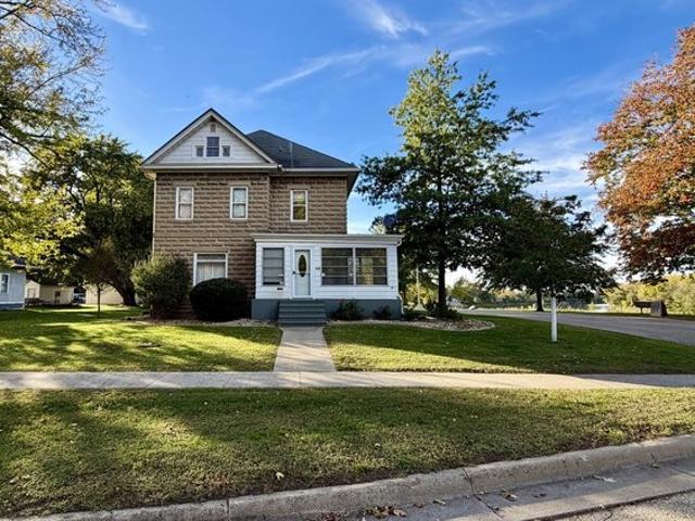 House for sale in Prophetstown, Whiteside County