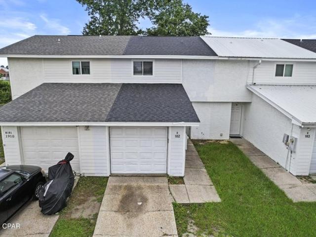 Townhouse for sale in Lynn Haven, Florida