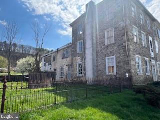 House for sale in Lenhartsville, Pennsylvania