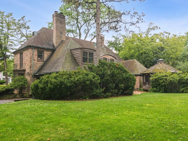 House for sale in Barrington, Illinois