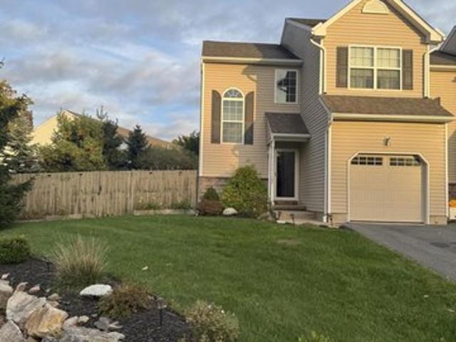 Townhouse for sale in Drums, Butler Township
