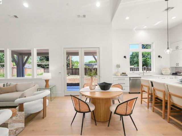 House for sale in Pleasant Hill, California
