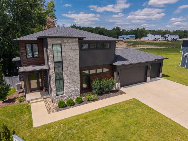 House for sale in Mclean, Illinois