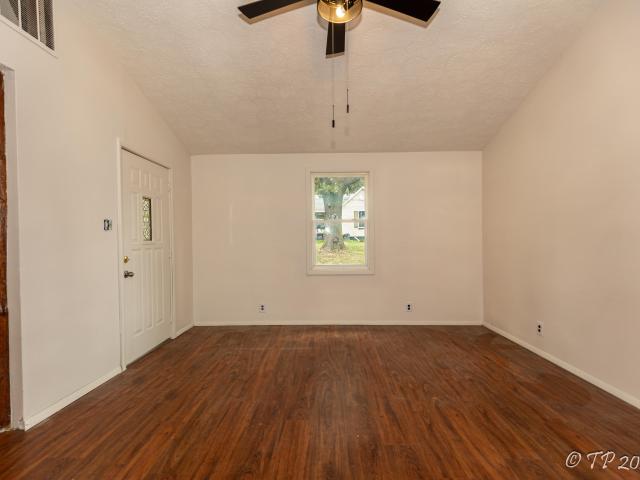 House for sale in Brandsville, Howell County