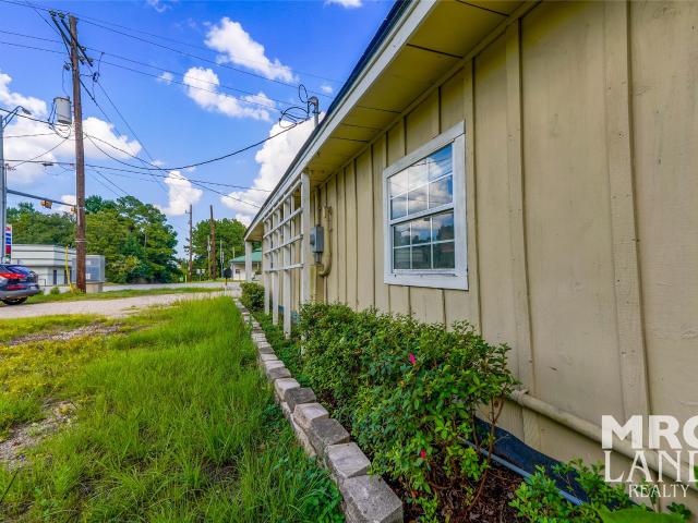 House for sale in Colmesneil, Texas