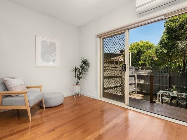 Townhouse for rent in Camerons Creek, Victoria