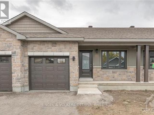 House for rent in Barrhaven West, Ottawa