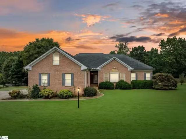 House for sale in Taylors