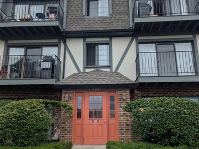 Condo for sale in Buffalo Grove, Illinois