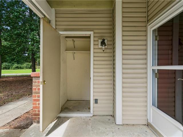 Condo for sale in Williamsburg Commons, Williamsburg
