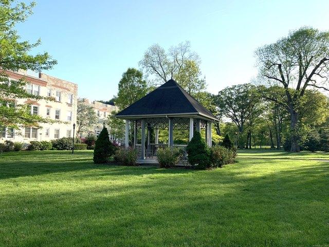 Condo for sale in Cos Cob, Connecticut