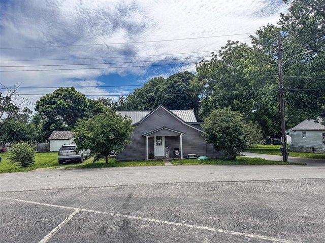 House for sale in Campbellsville, Kentucky