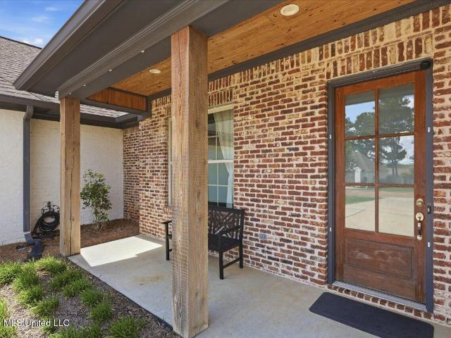House for sale in Clinton, Mississippi
