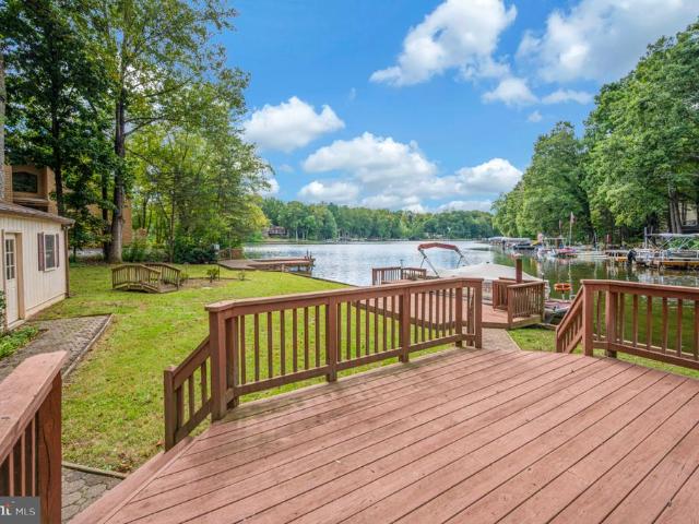 House for sale in Locust Grove, Orange County