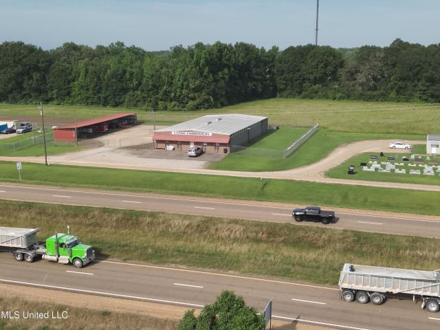 Commercial for sale in Bentonia