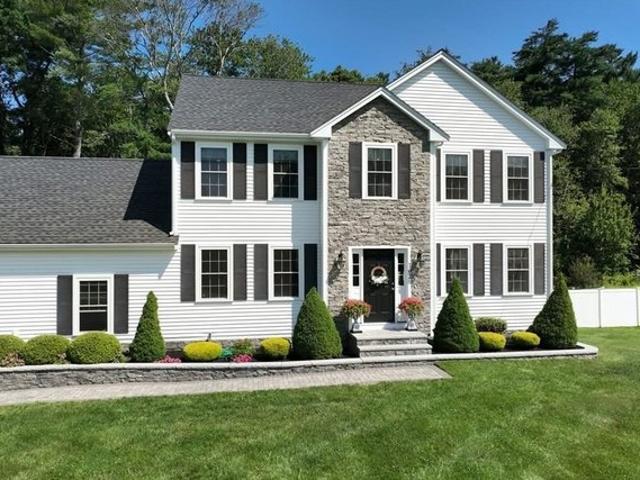 House for sale in East Bridgewater, Massachusetts