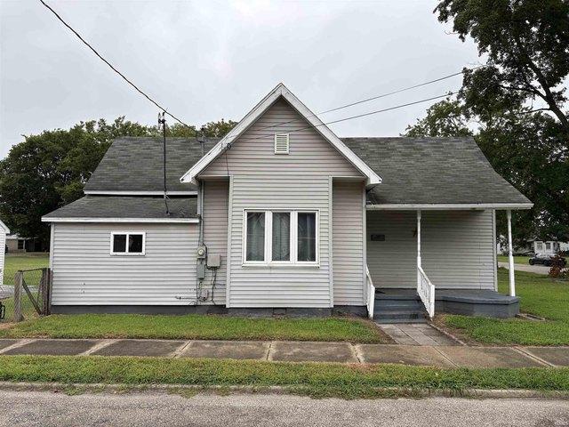 House for sale in Vincennes, Indiana