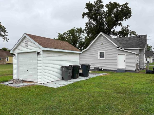 House for sale in Vincennes, Indiana