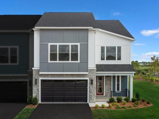Townhouse for sale in Virginia