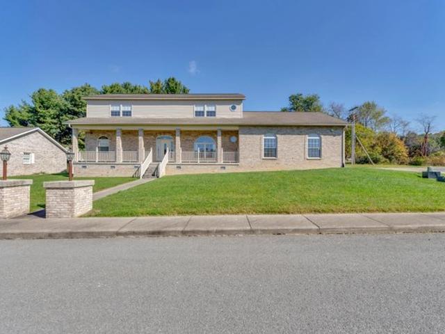 House for sale in Shady Spring, Raleigh County